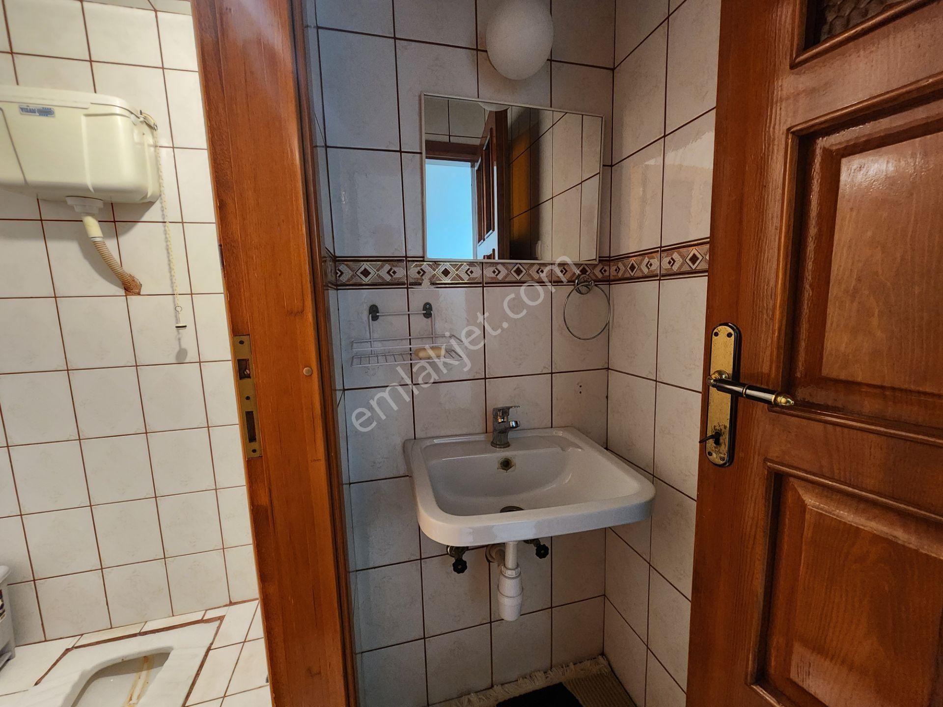 Şirinyalı'da 3. Katta Satılık 3+1 Gkb Cepheli 170 M2 Daire - Görsel 23