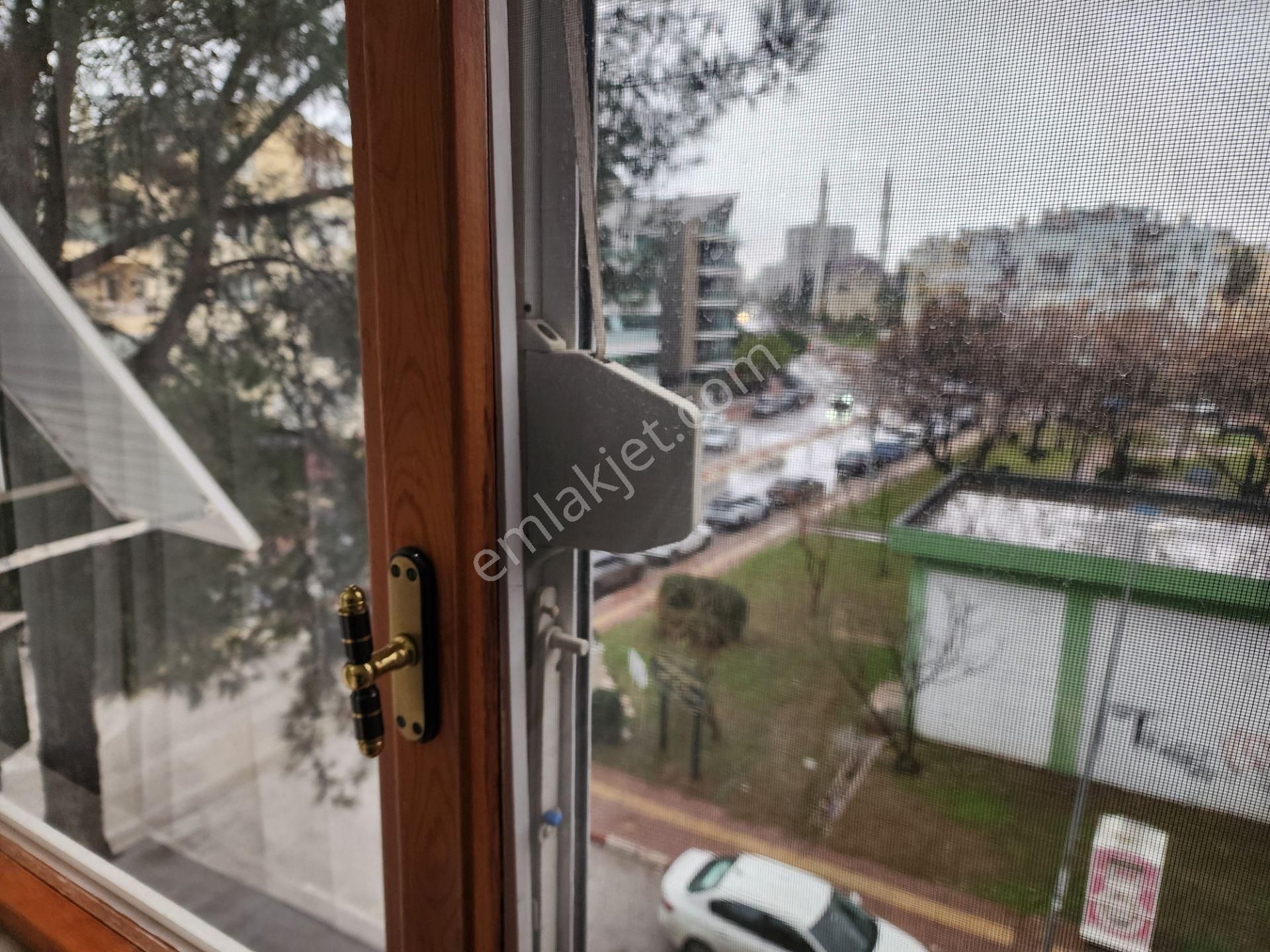 Şirinyalı'da 3. Katta Satılık 3+1 Gkb Cepheli 170 M2 Daire - Görsel 11