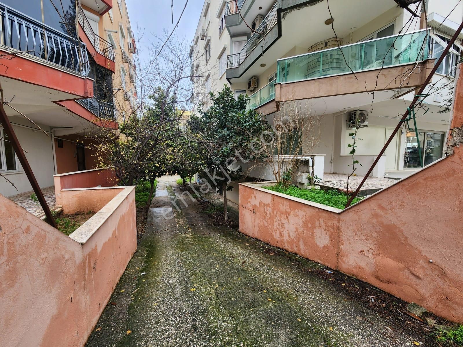 Şirinyalı'da 3. Katta Satılık 3+1 Gkb Cepheli 170 M2 Daire - Görsel 34