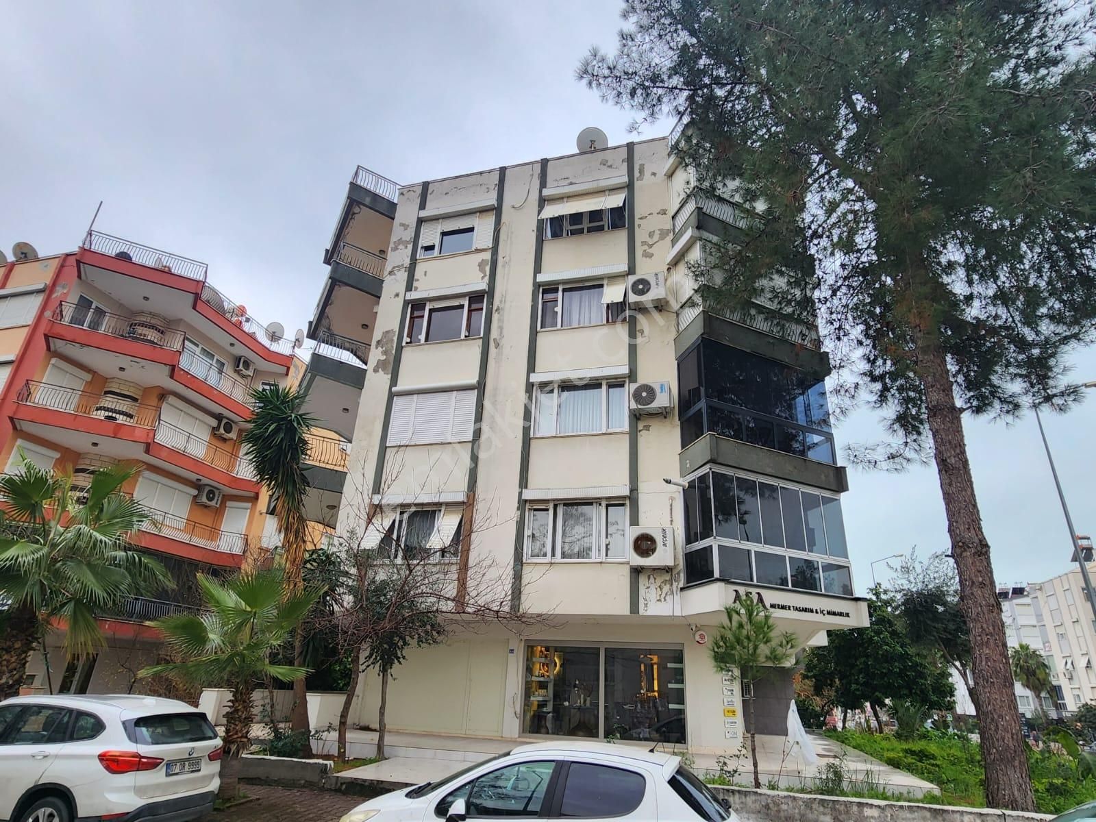 Şirinyalı'da 3. Katta Satılık 3+1 Gkb Cepheli 170 M2 Daire - Görsel 35