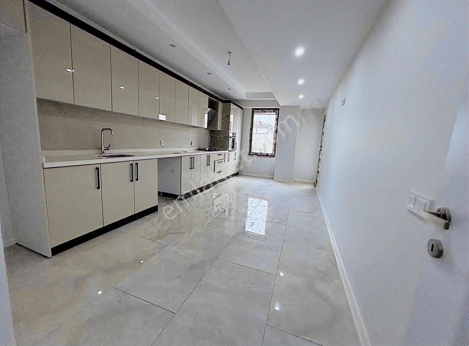 Yıldız Gayrimenkulden Tepede Prestijli Site İçinde 3+1 Giriş - Görsel 29