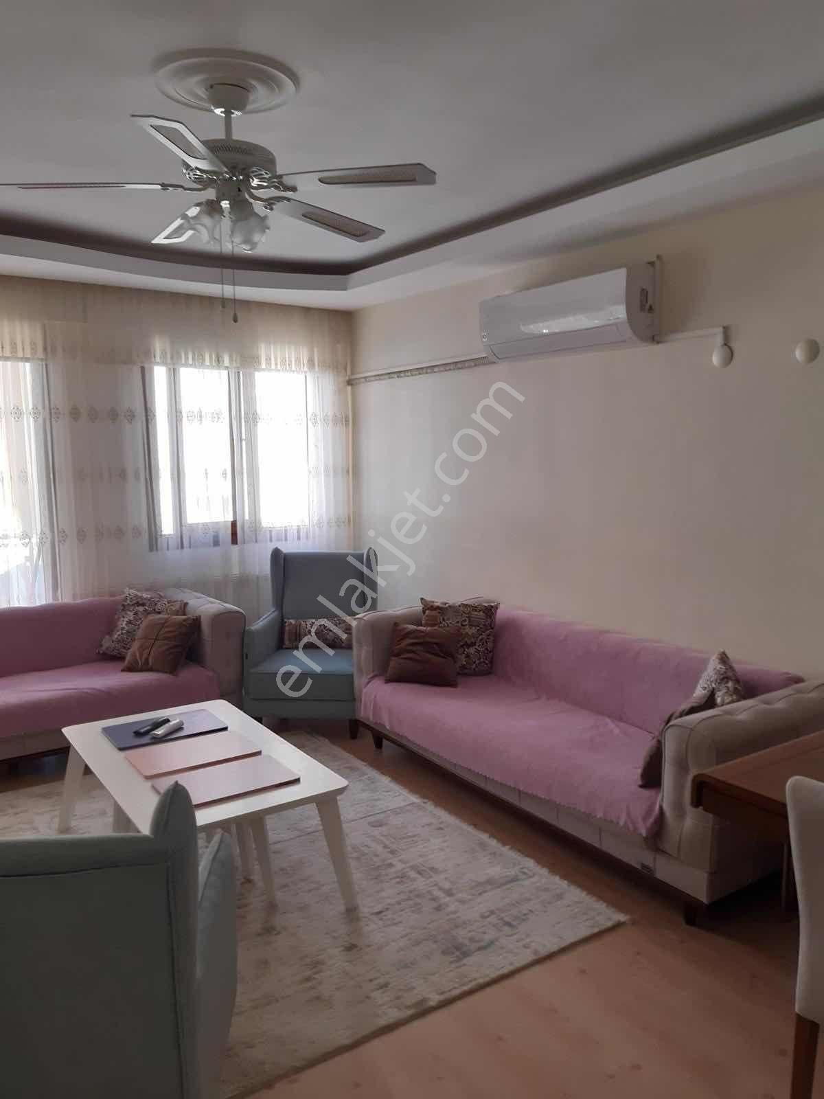 Karşıyaka Şemikler'de 2+1 Doğalgazlı Kapalı Mutfak Kiralık Daire - Görsel 9