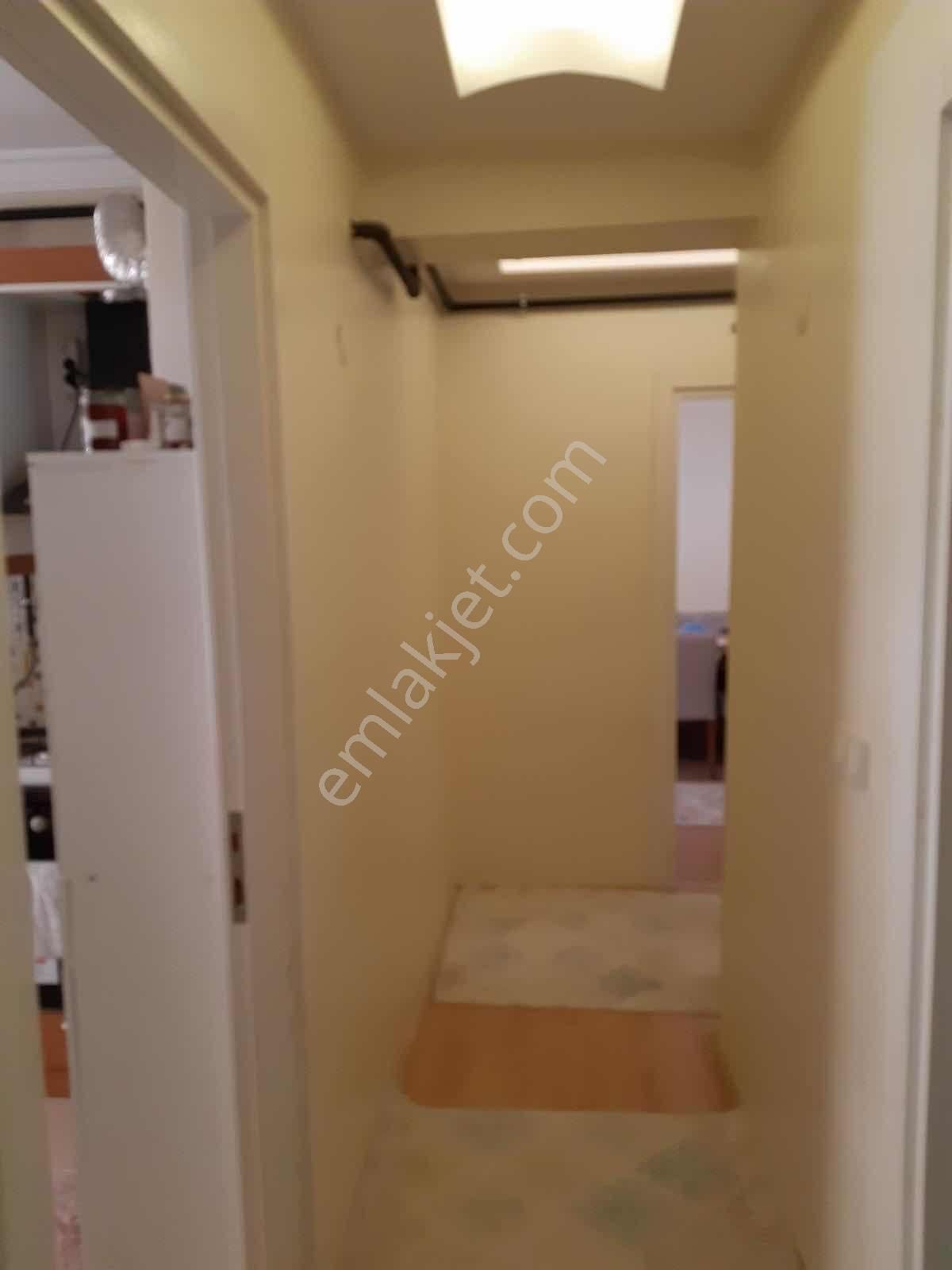 Karşıyaka Şemikler'de 2+1 Doğalgazlı Kapalı Mutfak Kiralık Daire - Görsel 29