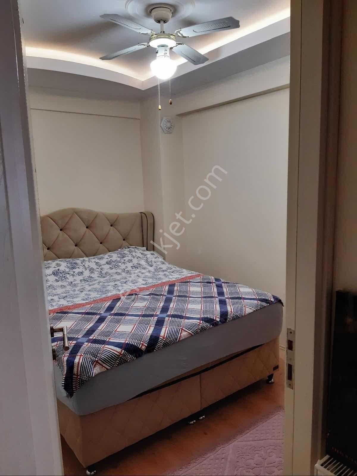 Karşıyaka Şemikler'de 2+1 Doğalgazlı Kapalı Mutfak Kiralık Daire - Görsel 28