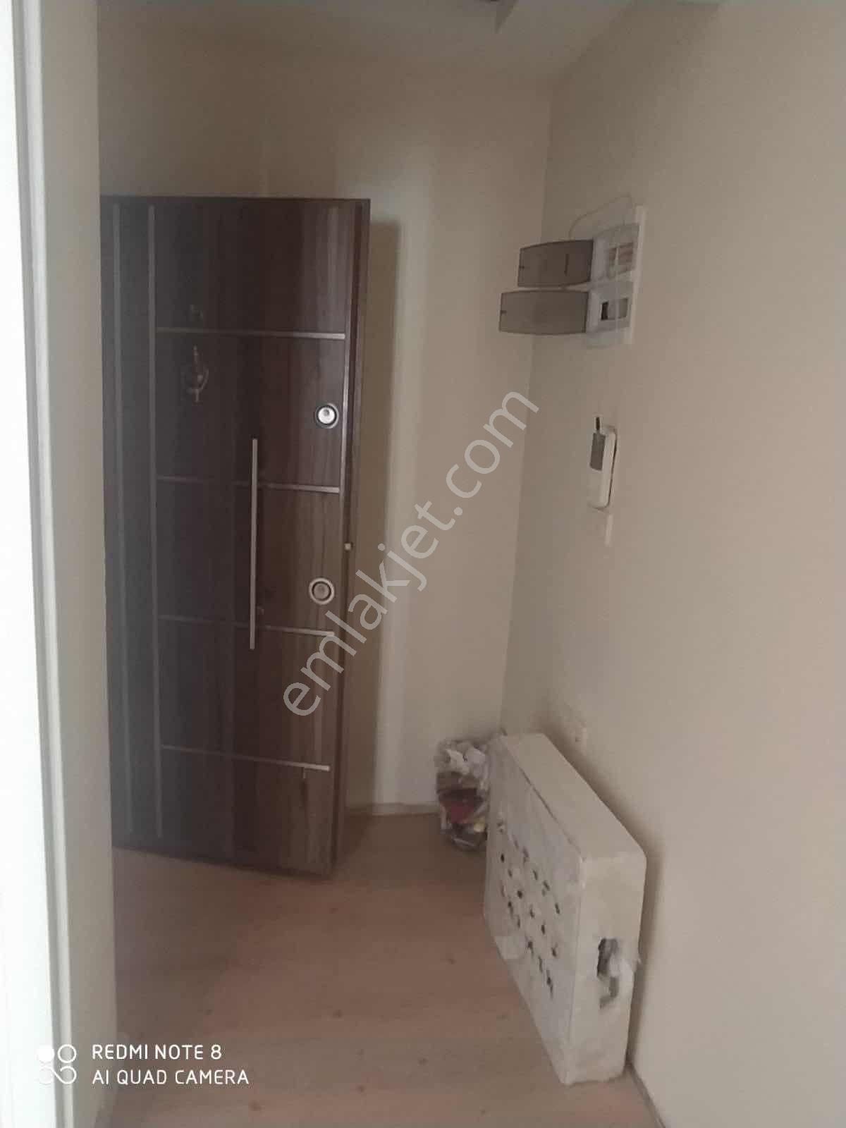 Karşıyaka Şemikler'de 2+1 Doğalgazlı Kapalı Mutfak Kiralık Daire - Görsel 31