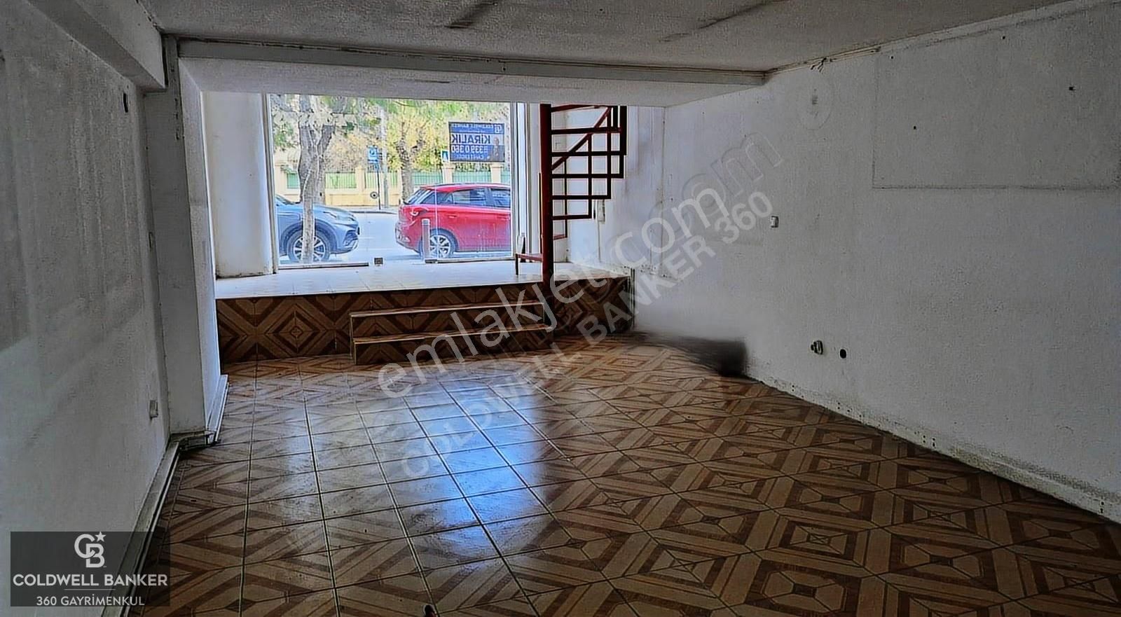 Yeniasır İş Merkezinde Kiralık Dükkan /ofis - Görsel 6