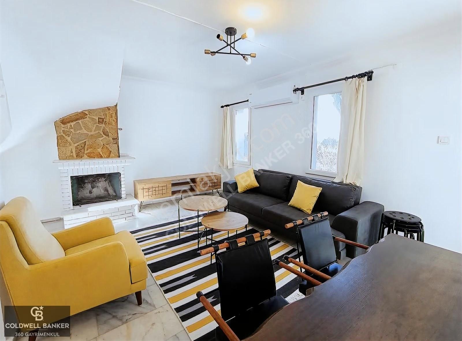 Eskifoça Da Havuzlu Sitede Tadilatlı Full Eşyalı Kiralık Villa - Görsel 8