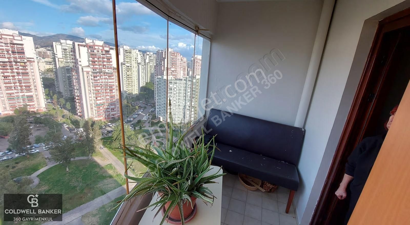 Karşıyaka Mavişehir Albatros Bloklarında Kiralık Eşyalı 1+1 - Görsel 4