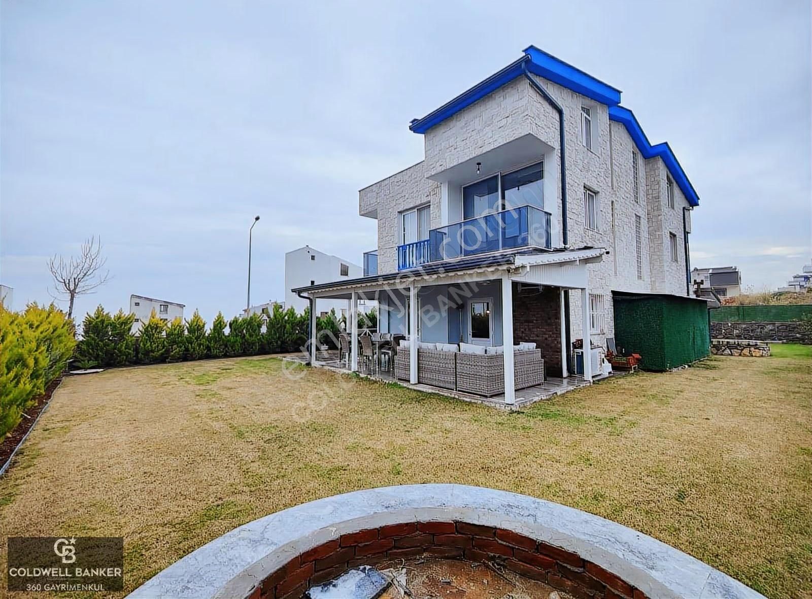 Mordoğan Kamukent Sitesi Satılık 4+1 Villa - Görsel 2