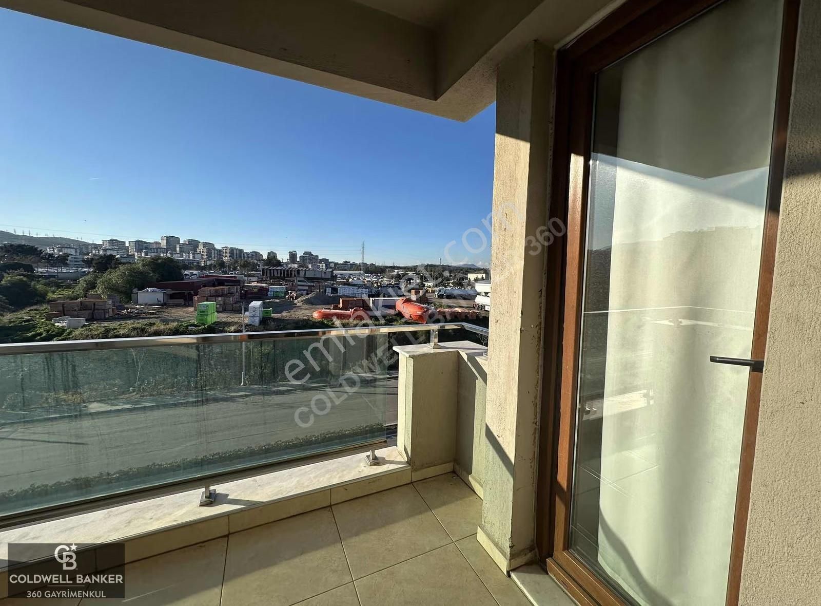 Aliağa Merkezde Kiralık 3+1 Daire - Görsel 35