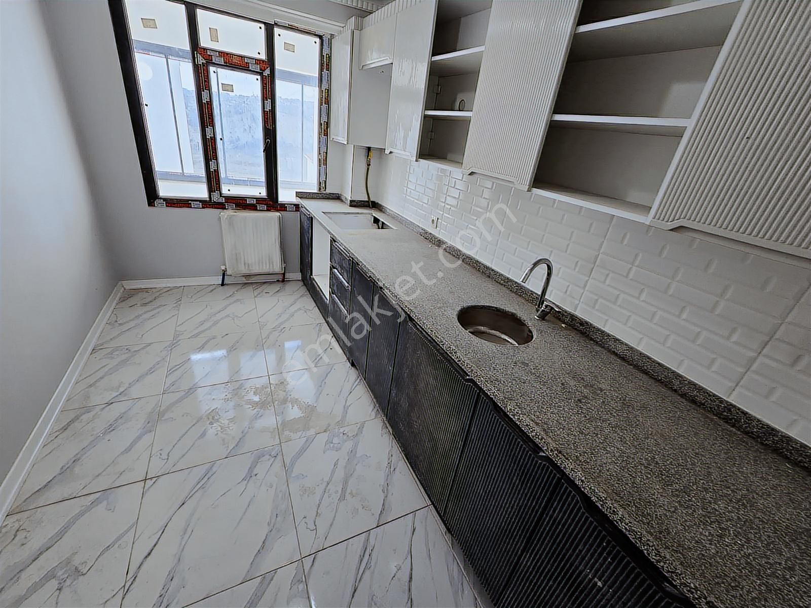 Mimar Yapıdan Satılık 2+1 Öncephe Ara Kat - Görsel 17