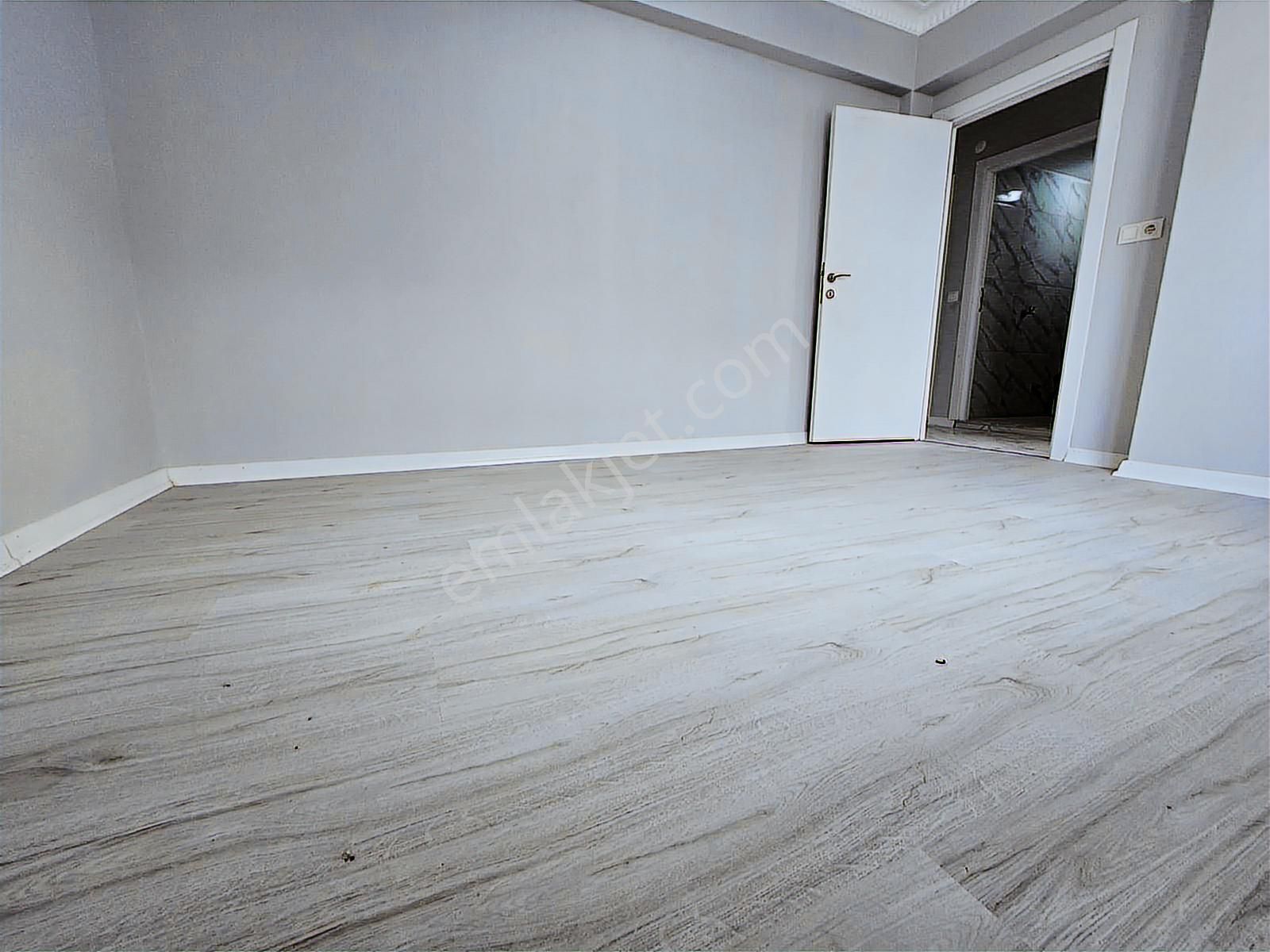 Mimar Yapıdan Satılık 2+1 Öncephe Ara Kat - Görsel 11