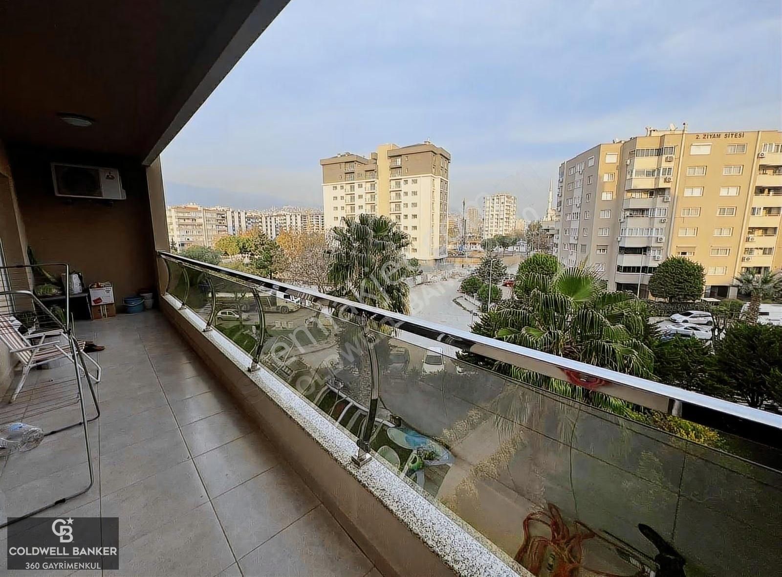 Bayraklı Merkezi Konum 125 M2 Şık Binada 3+1 Daire - Görsel 5