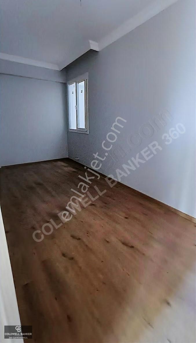 Bayraklı Çiçek Mahallesinde Deniz Manzaralı 2+1 Kapalı Mutfak - Görsel 14