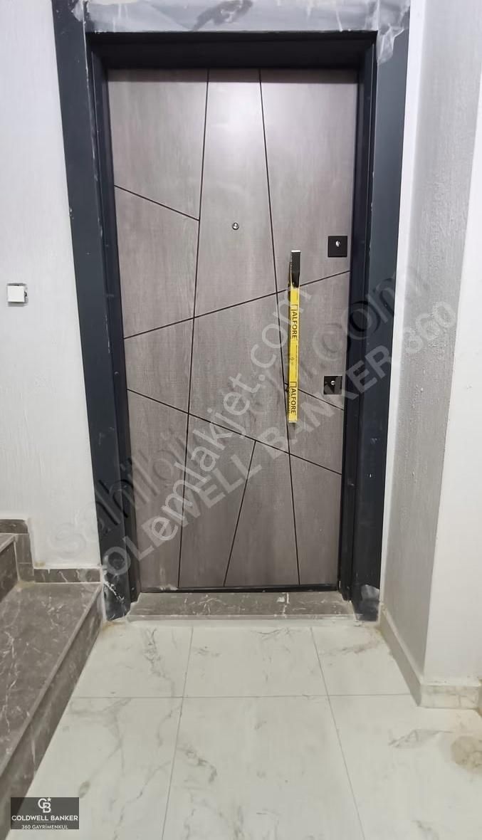 Bayraklı Çiçek Mahallesinde Deniz Manzaralı 2+1 Kapalı Mutfak - Görsel 16