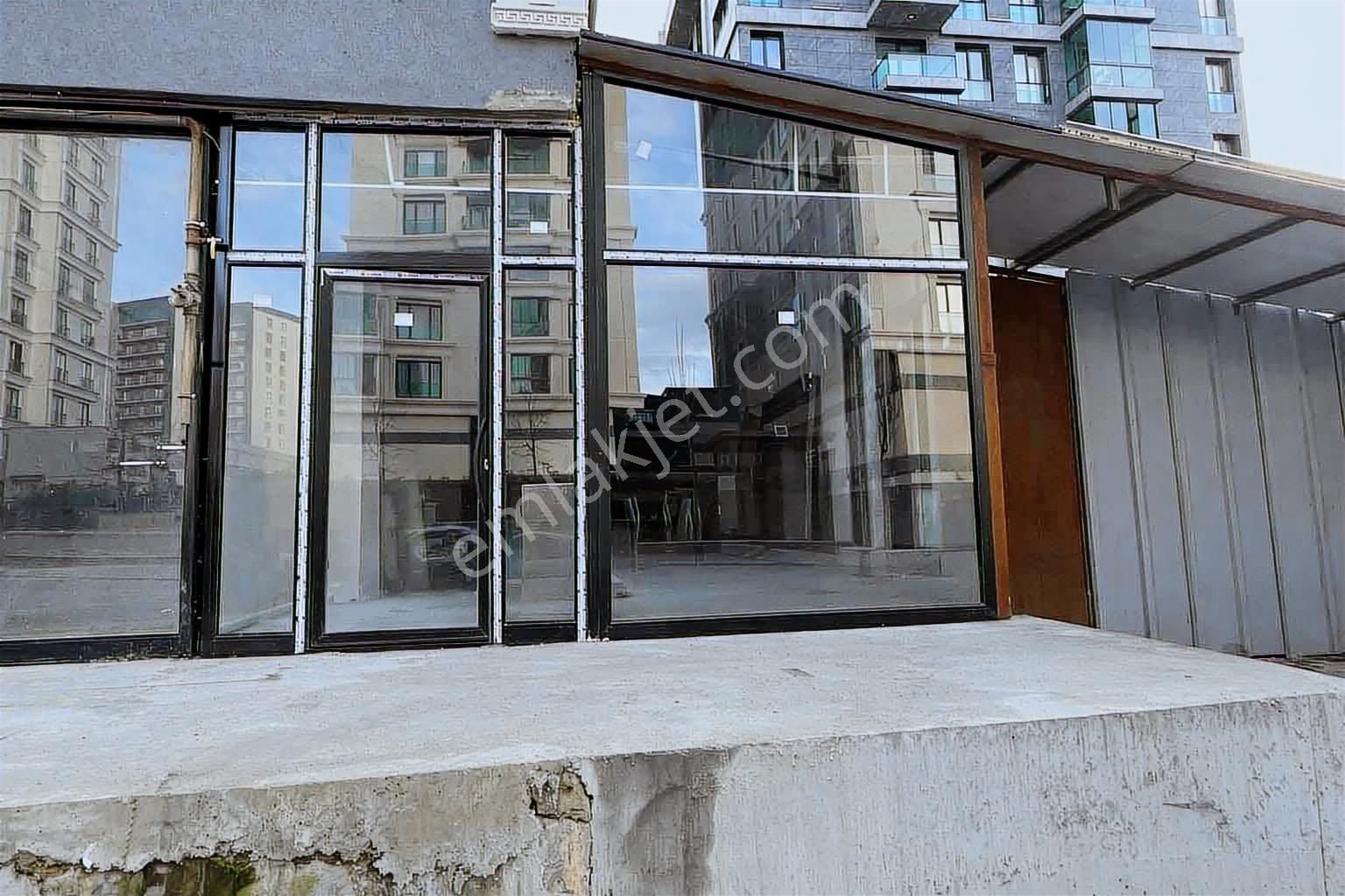 Eyüpsultan Yeşilpınarda Kiralık 225 M2 Dükkan - Görsel 3