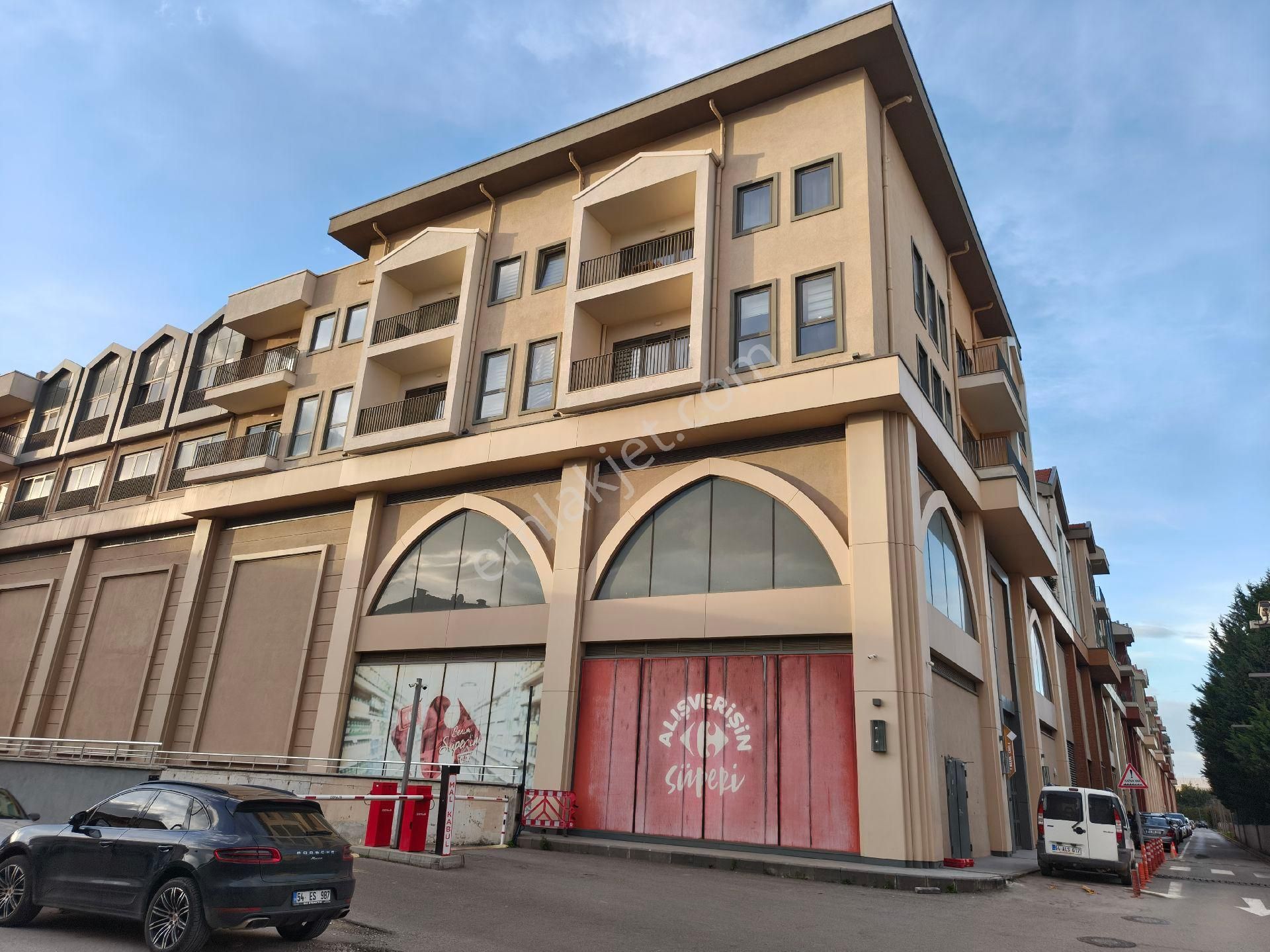 Serdivan Cadde 54'de Kiralık Full Eşyalı 1+0 Stüdyo Daire - Görsel 3