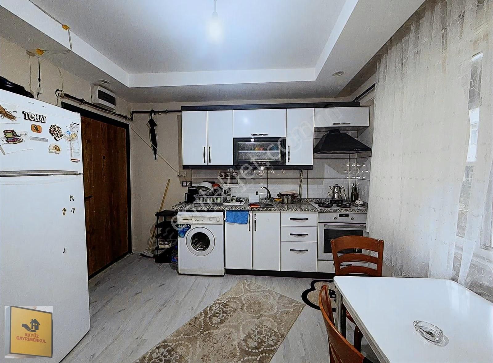 Akyüzden Merkezı Konumda Iskanlı,kombılı Satılık 1+1 Gırıs Daire - Görsel 3