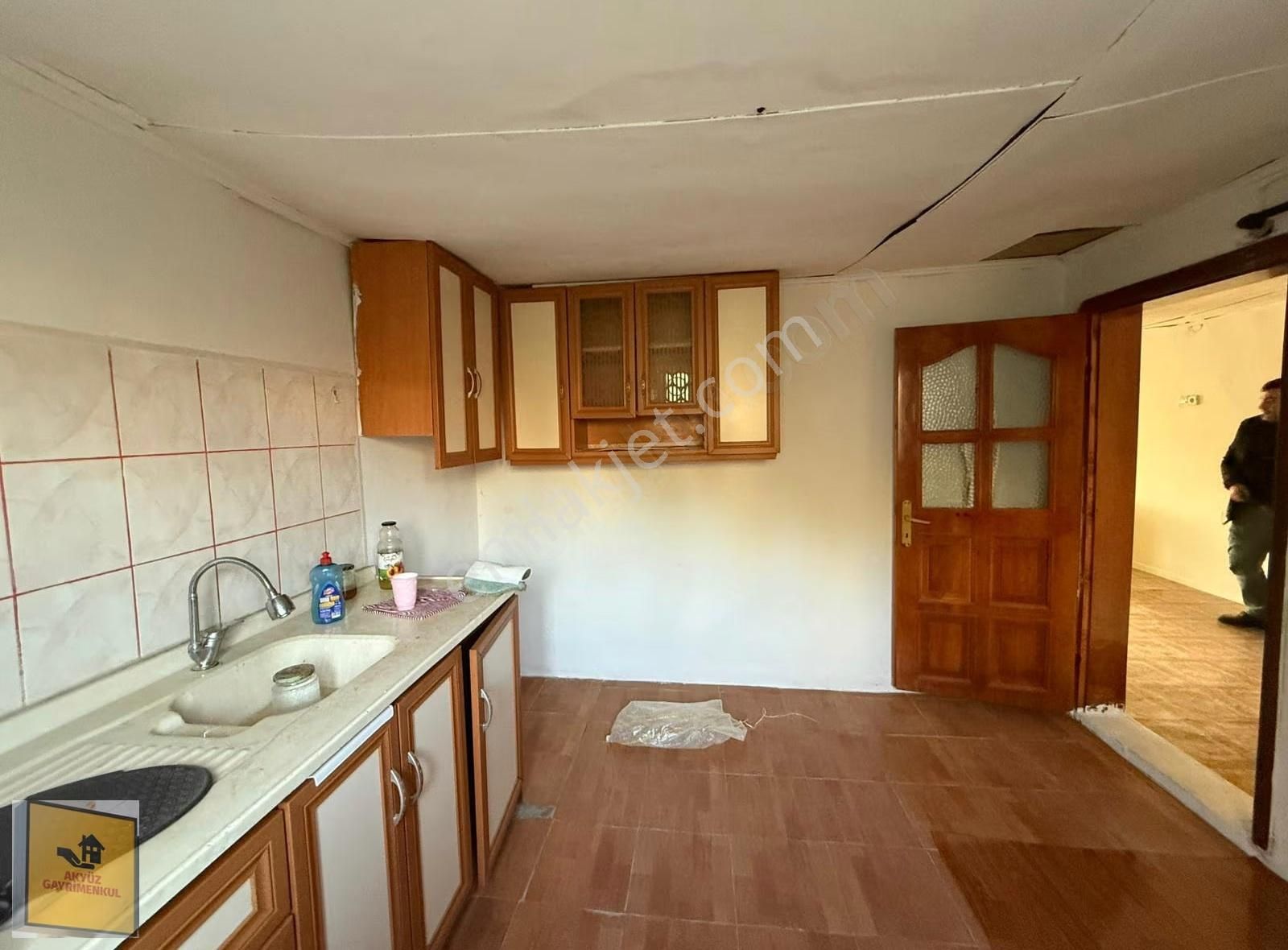 Akyüz Gayrimenkul Den Merkezı Konumda 191 Mt2 Mustakıl Ev - Görsel 9