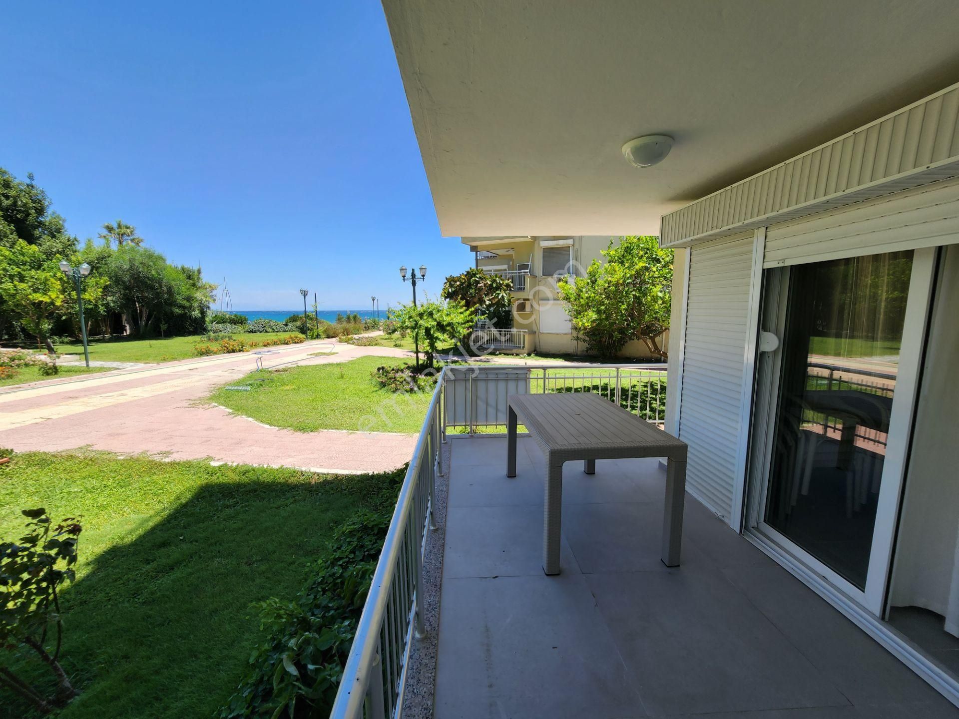 Kemer'de Denize Sıfır Sitede 2+1 Şık Eşyalı Kiralık Bahçe Katı Daire - Görsel 27