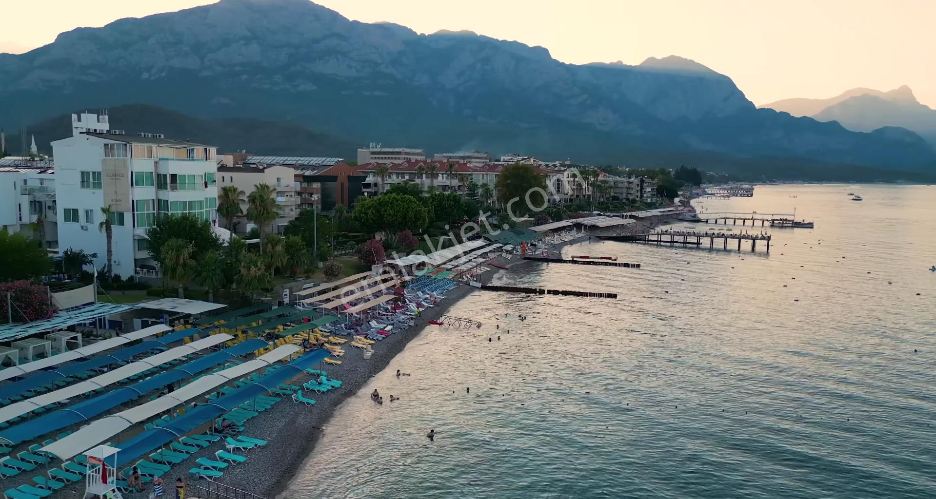 Kemer'de Denize Sıfır Sitede 2+1 Şık Eşyalı Kiralık Bahçe Katı Daire - Görsel 3