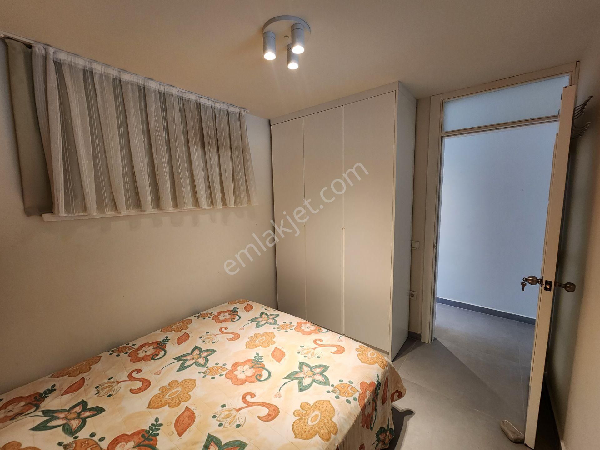 Kemer'de Denize Sıfır Sitede 2+1 Şık Eşyalı Kiralık Bahçe Katı Daire - Görsel 18