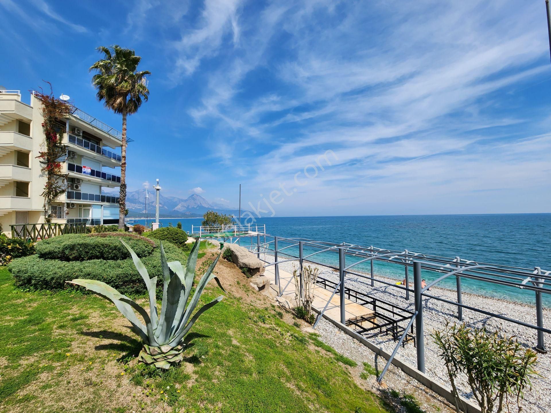 Kemer'de Denize Sıfır Sitede 2+1 Şık Eşyalı Kiralık Bahçe Katı Daire - Görsel 29