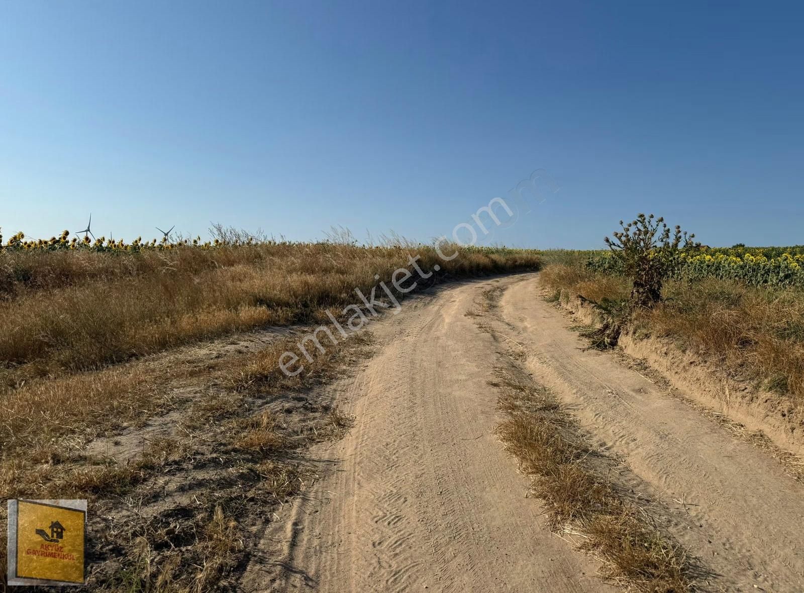 Akyüz Gayrımenkul Den Kızılpınarda Yola Cephe 1,651 Mt2 Tarla - Görsel 15