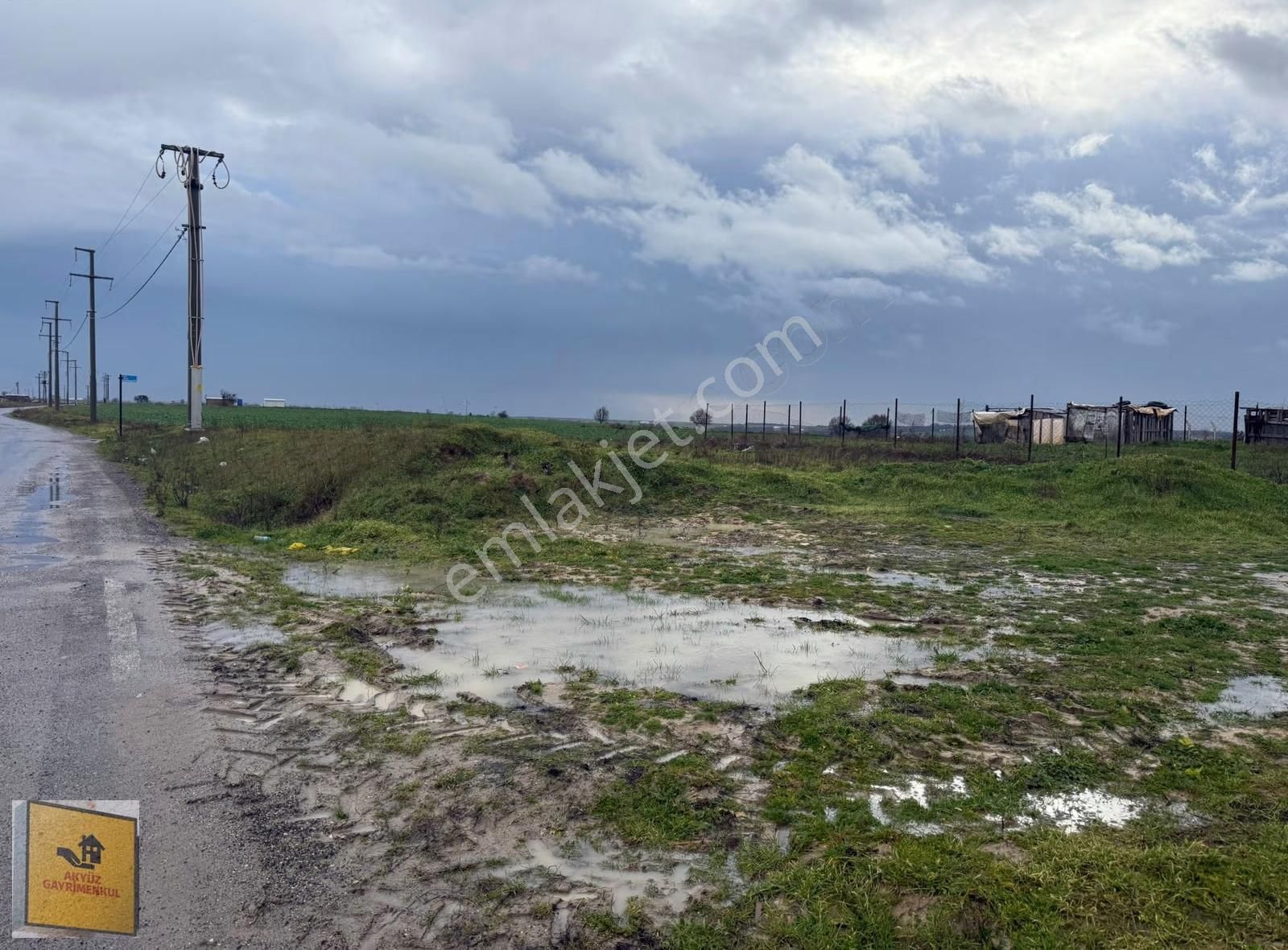 Okullar Bolgesınde 450mt2 4 Kat Imarlı Cadde Cephe Satılık Arsa - Görsel 14