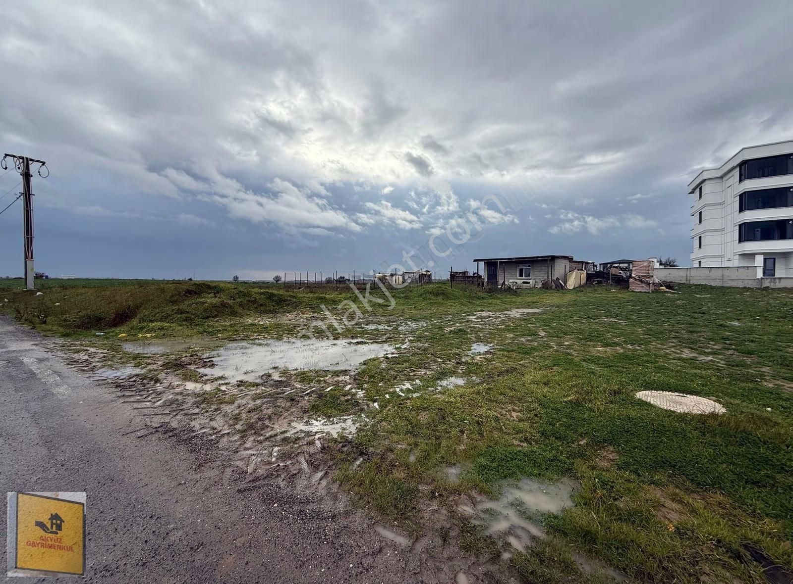 Okullar Bolgesınde 450mt2 4 Kat Imarlı Cadde Cephe Satılık Arsa - Görsel 19