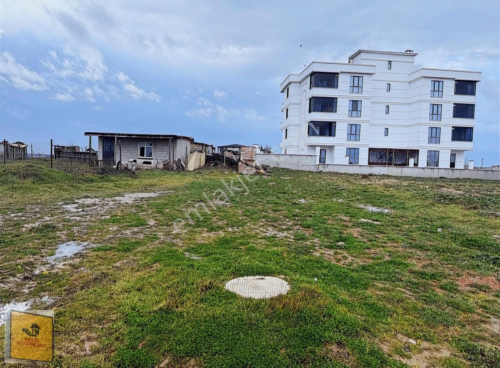 Okullar Bolgesınde 450mt2 4 Kat Imarlı Cadde Cephe Satılık Arsa - Görsel 9