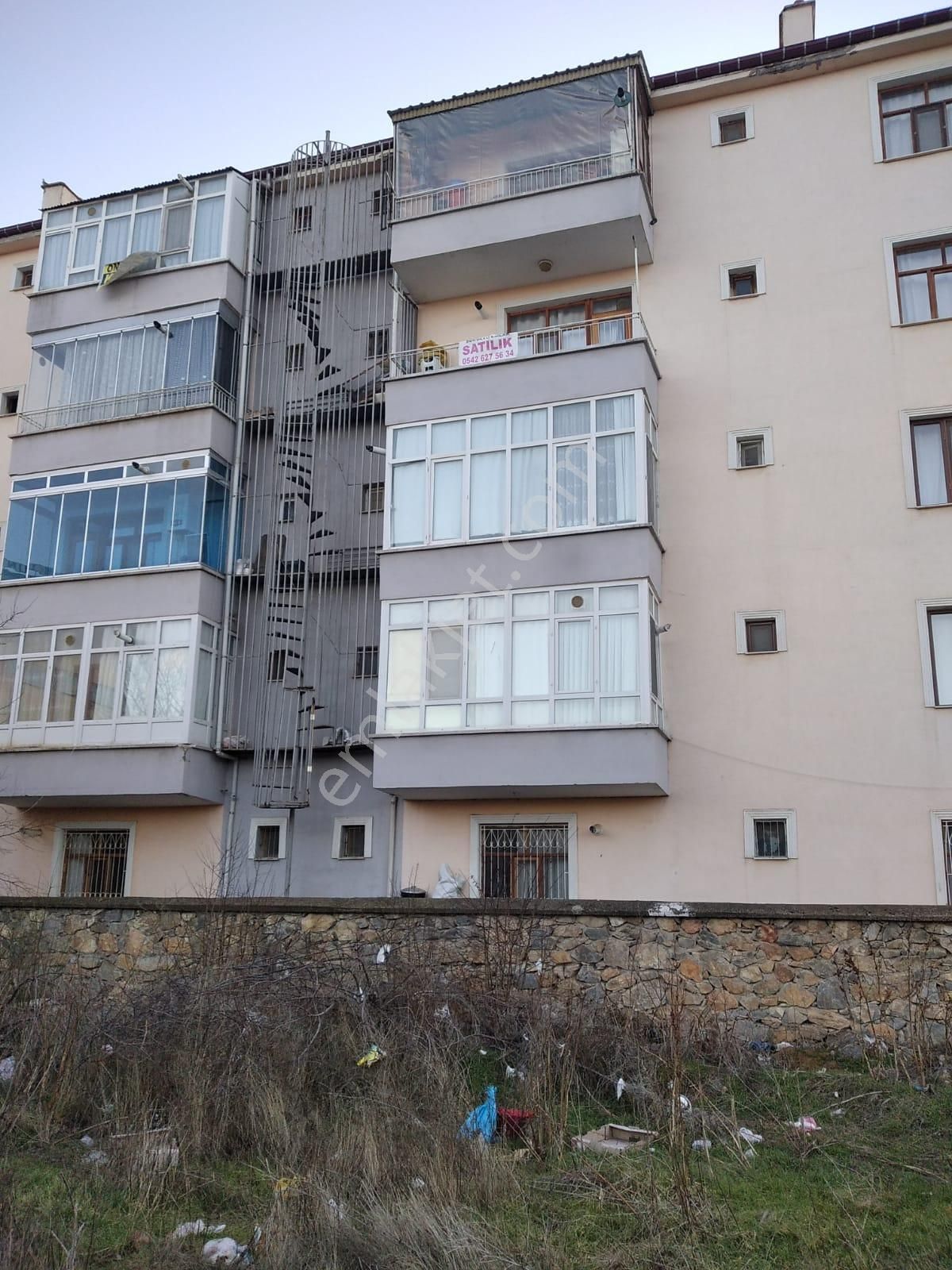 Sücüllü Emlaktan Satılık Ara Kat 2+1 Asansörlü Daire - Görsel 2