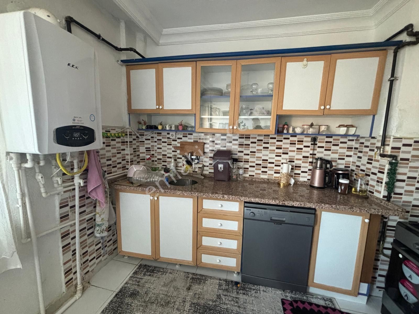 Sücüllü Emlaktan Satılık Ara Kat 2+1 Asansörlü Daire