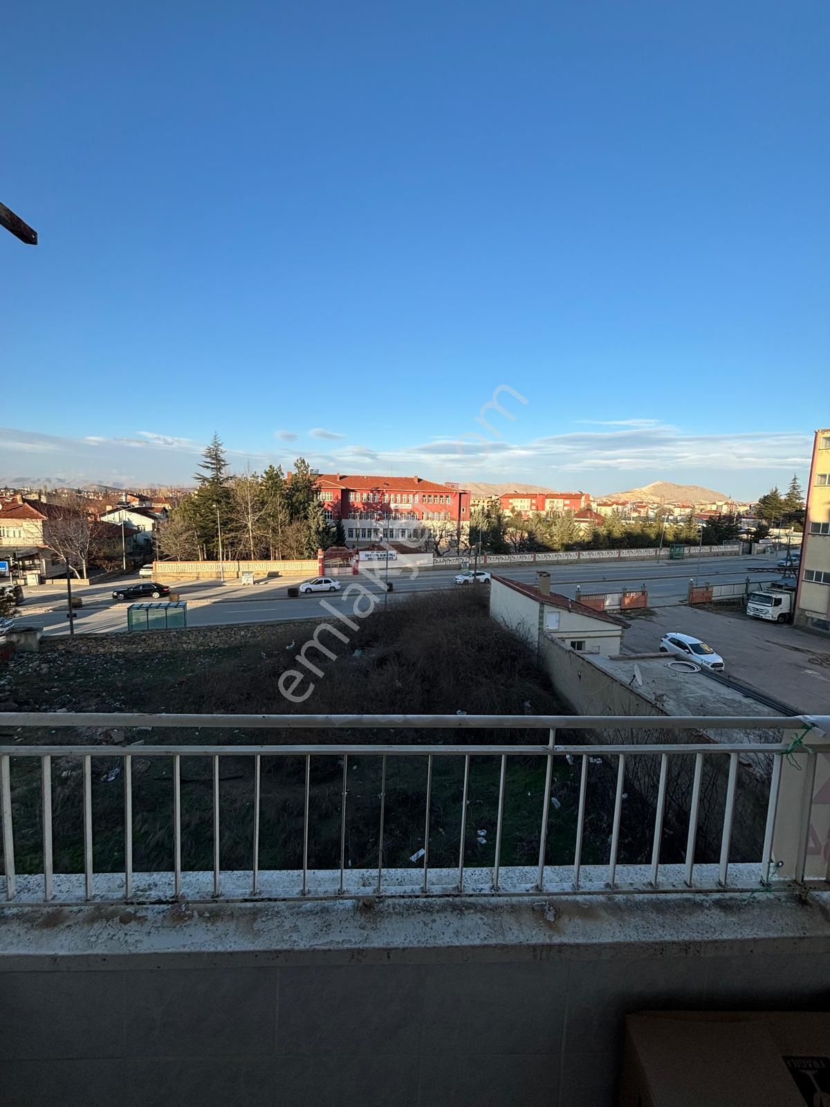 Sücüllü Emlaktan Satılık Ara Kat 2+1 Asansörlü Daire - Görsel 9