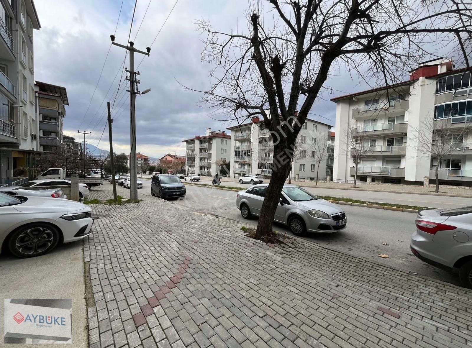 Zümrüt De Satılık 180 M2 Her Türlü Kullanıma Uygun Dükkan - Görsel 16