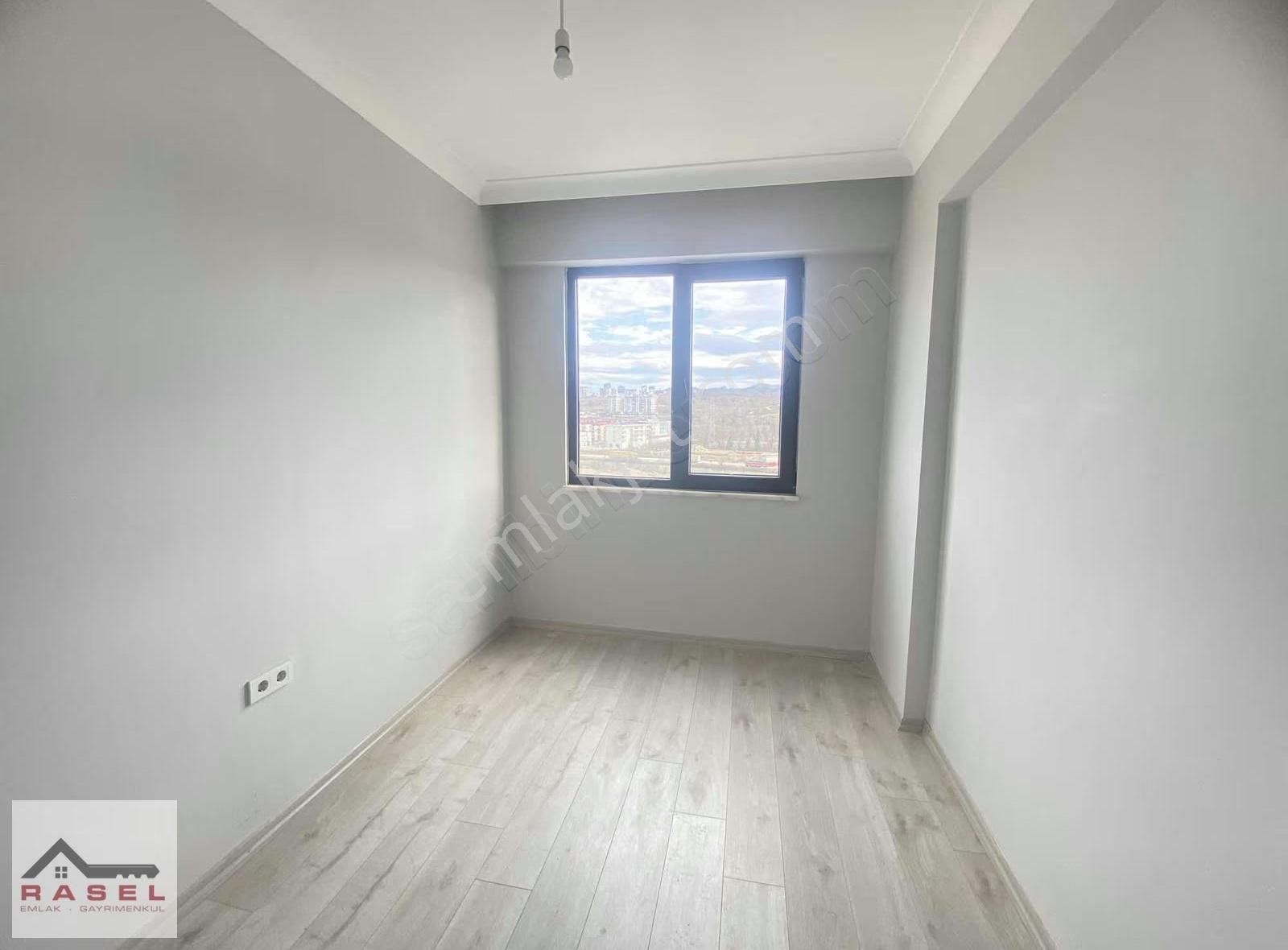 Şirinevlerin En Güzel Konumunda Kiralık 3+1 Daire - Görsel 31