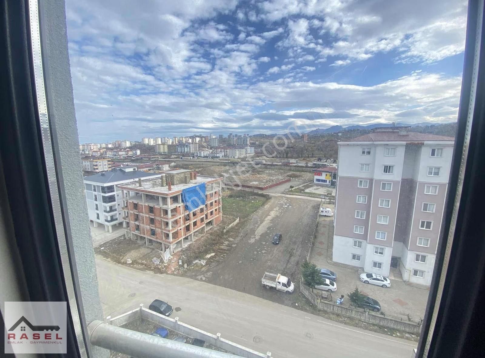 Şirinevlerin En Güzel Konumunda Kiralık 3+1 Daire - Görsel 5