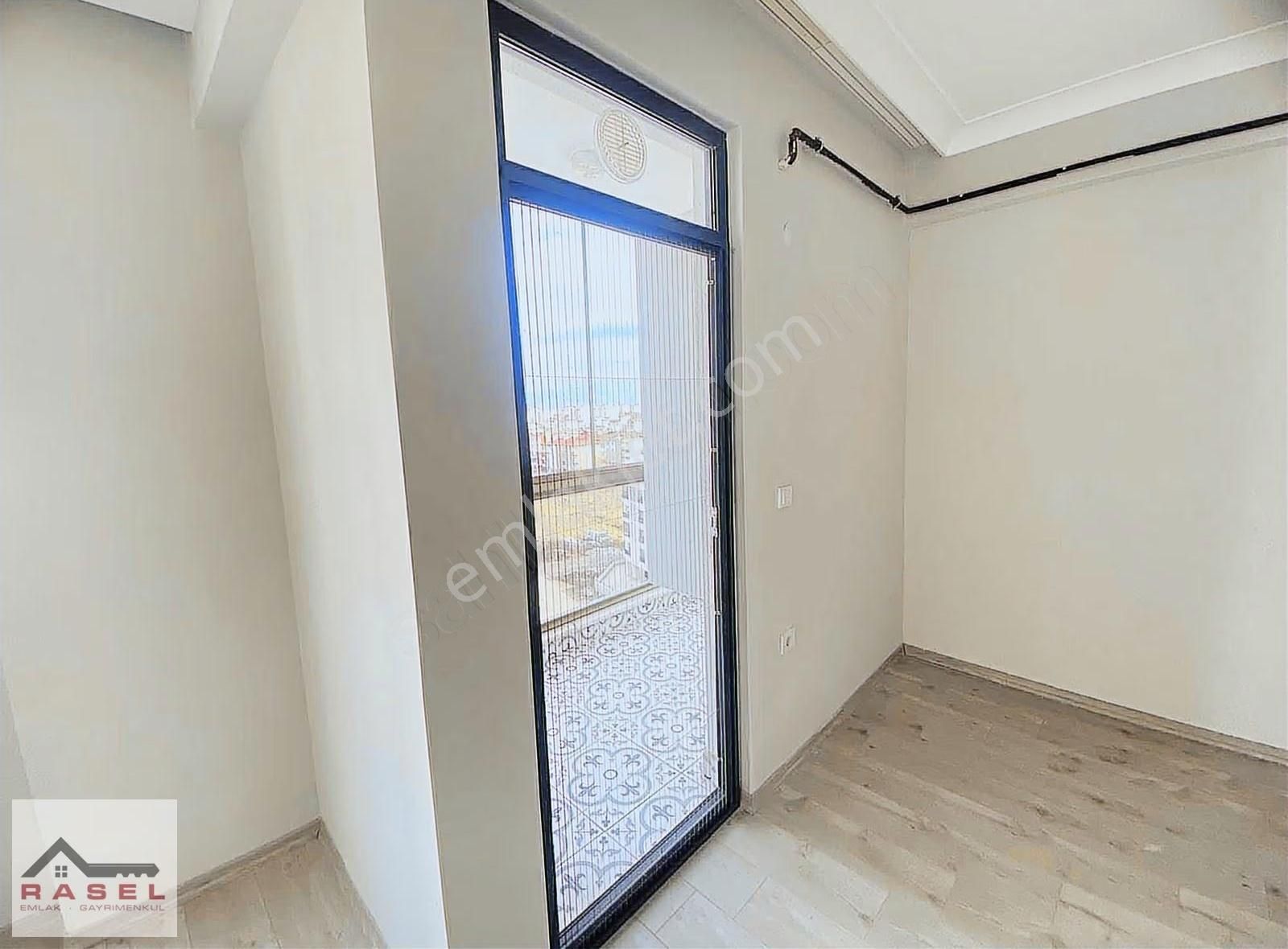 Şirinevlerin En Güzel Konumunda Kiralık 3+1 Daire - Görsel 6