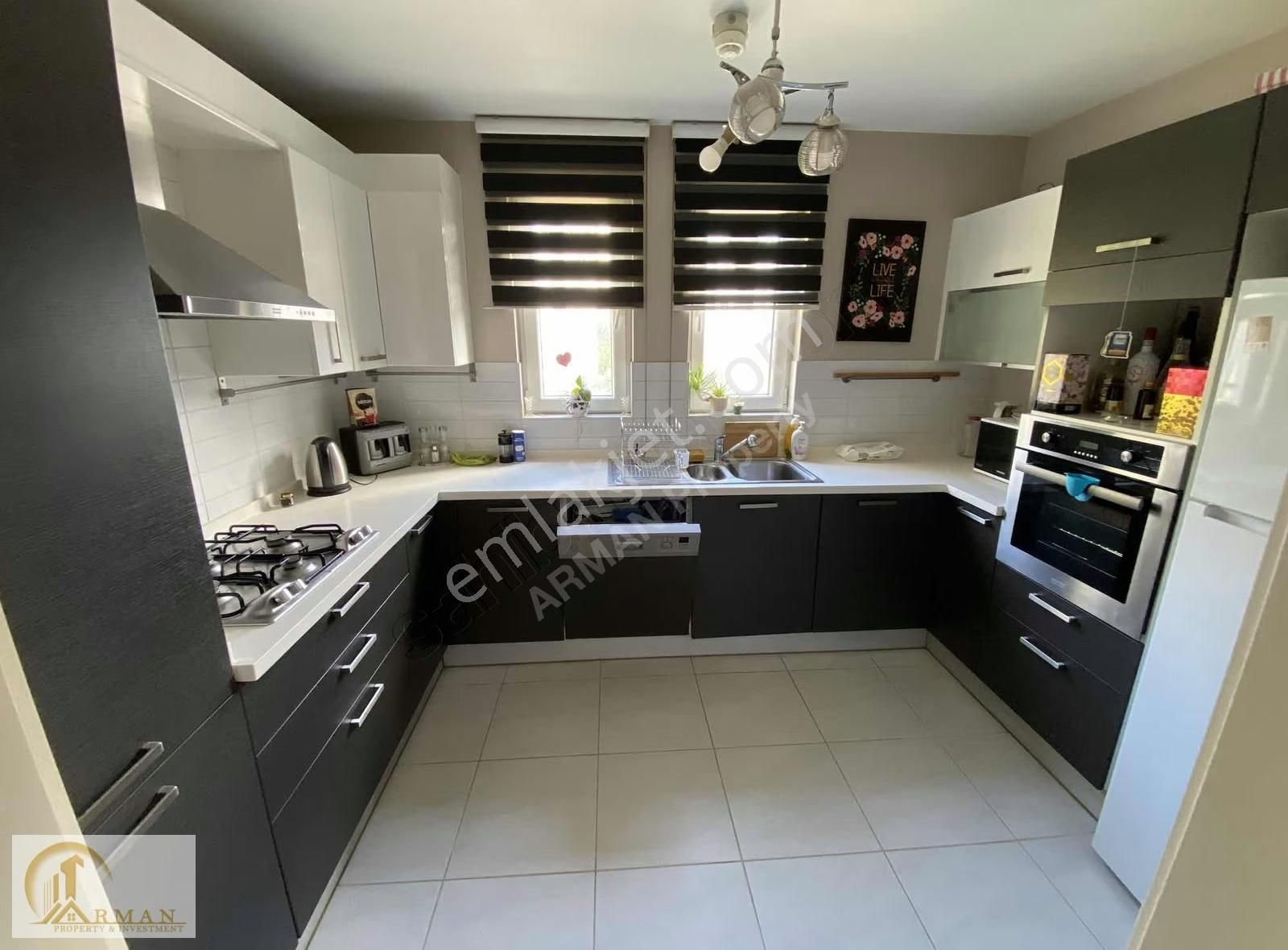 Blox Haliç 2 Sitesinde Yüksek Kat Balkonlu 2+1 Güncel Daire - Görsel 5