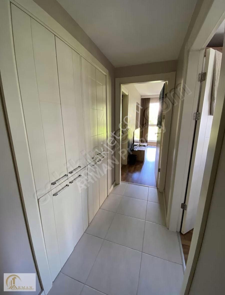 Blox Haliç 2 Sitesinde Yüksek Kat Balkonlu 2+1 Güncel Daire - Görsel 3