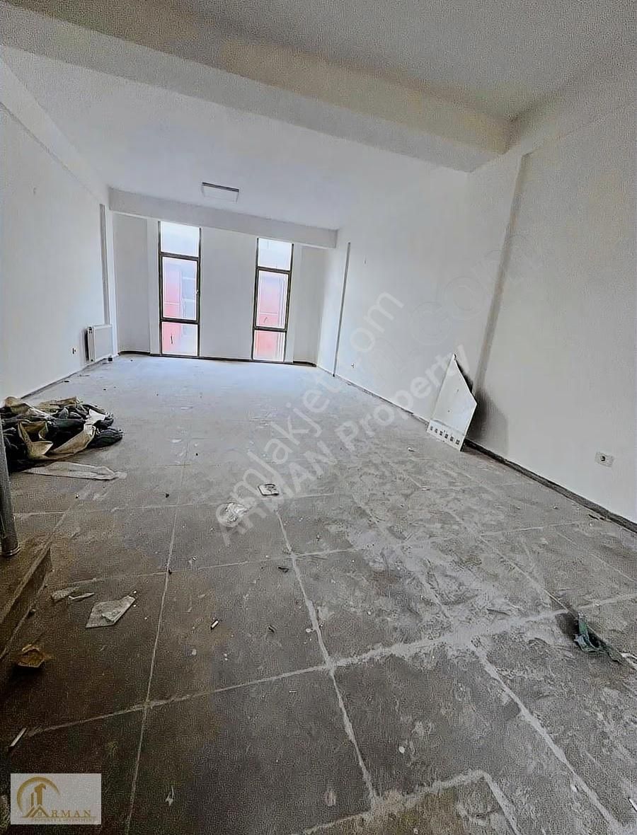 Giyimkentte 3 Katlı İçi Yapılı Boş Kiralık Dükkan Ofis Mağaza - Görsel 2
