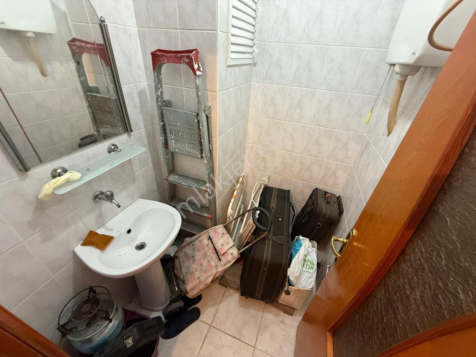 ꧁ay Emlaktan꧂akçay Altınkum'da Full Kredili Full Eşyalı Köşe Ön Cephe Ayrı Mutfaksatılık 2+1 Daire - Görsel 23