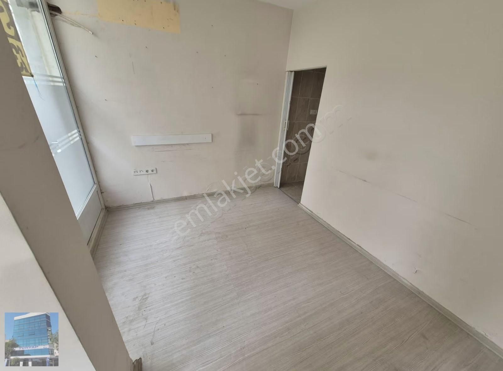 Karşıyaka Aksoy Mahallesi, Sahil Yakını Satılık Dükkan-ofis-büro - Görsel 2