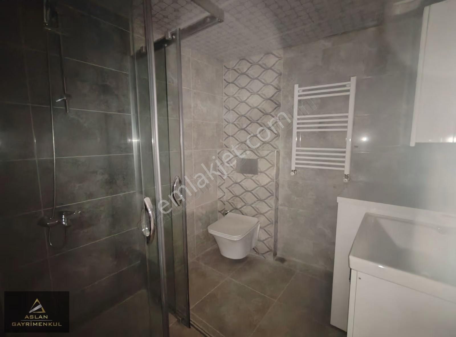 Karşıyaka Medikal Point Yak. 3+1 Yeni Bina Sıfır Daire K.otopark - Görsel 18