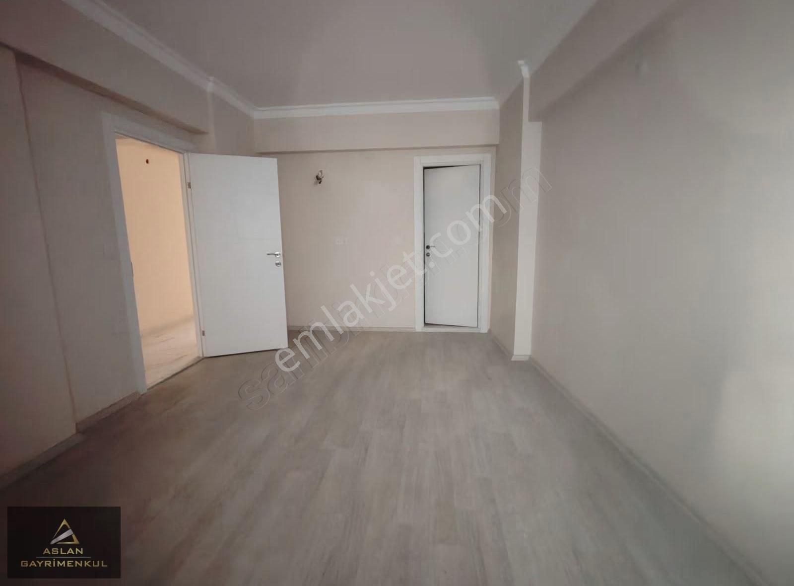 Karşıyaka Medikal Point Yak. 3+1 Yeni Bina Sıfır Daire K.otopark - Görsel 17