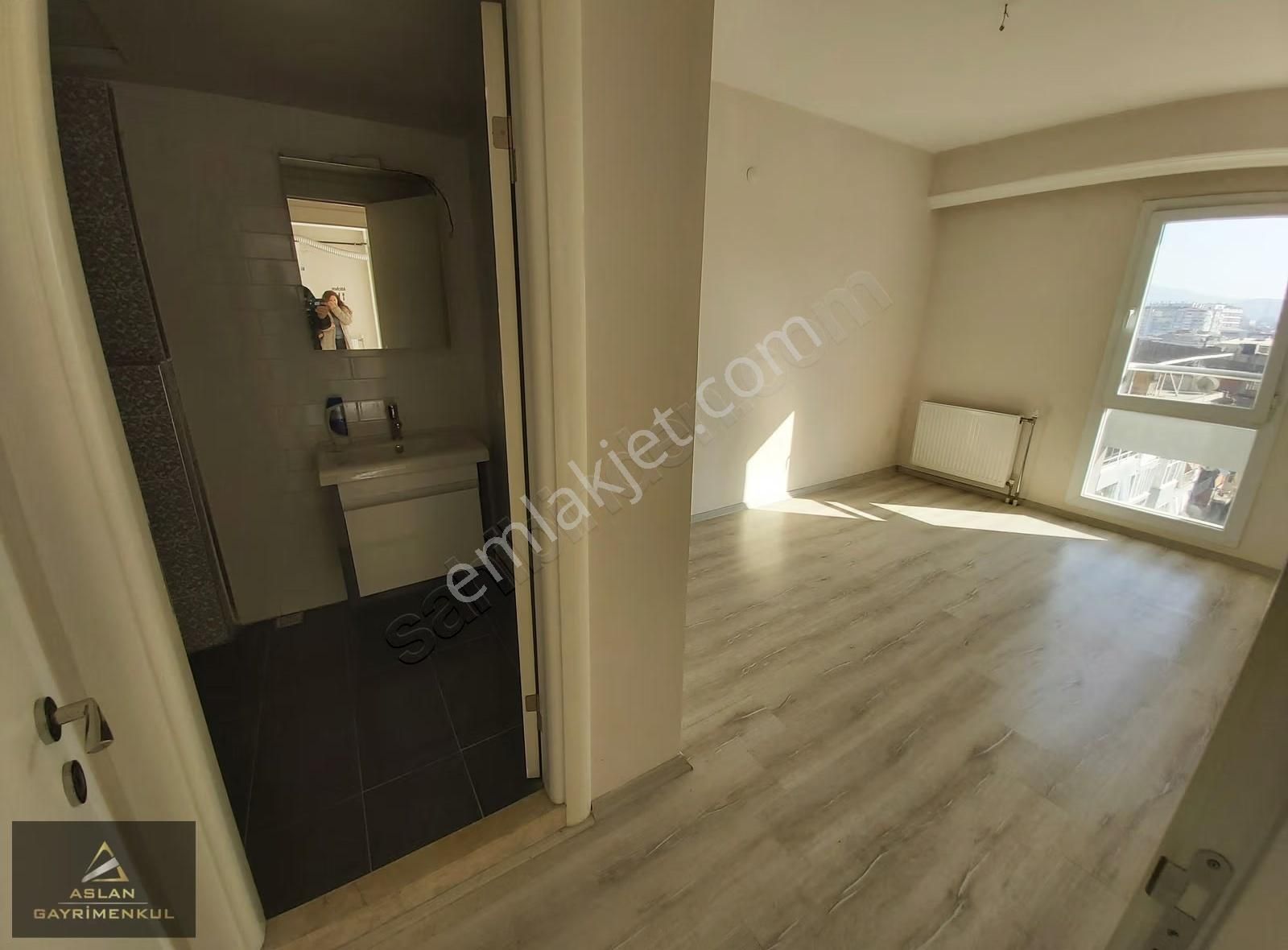 Bayraklı Genç Plaza'da 2+1 Ön Cephe Satılık Daire - Görsel 4