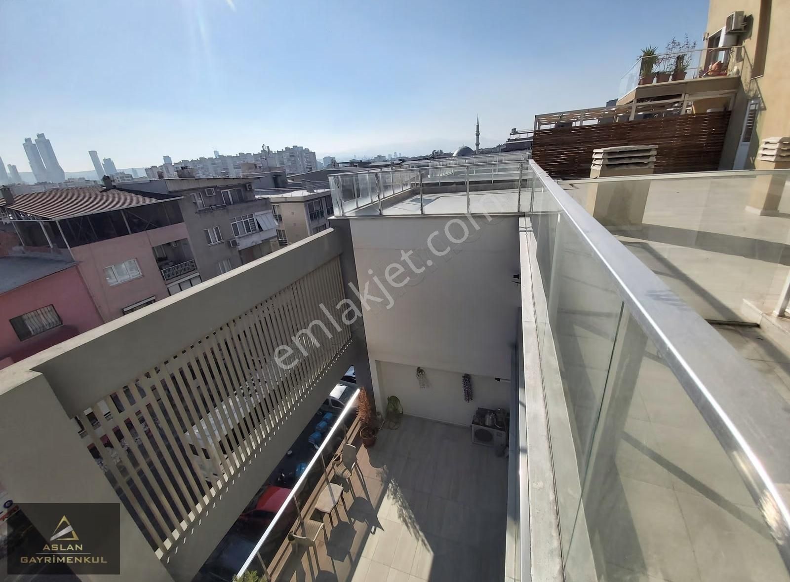 Bayraklı Genç Plaza'da 2+1 Ön Cephe Satılık Daire - Görsel 18