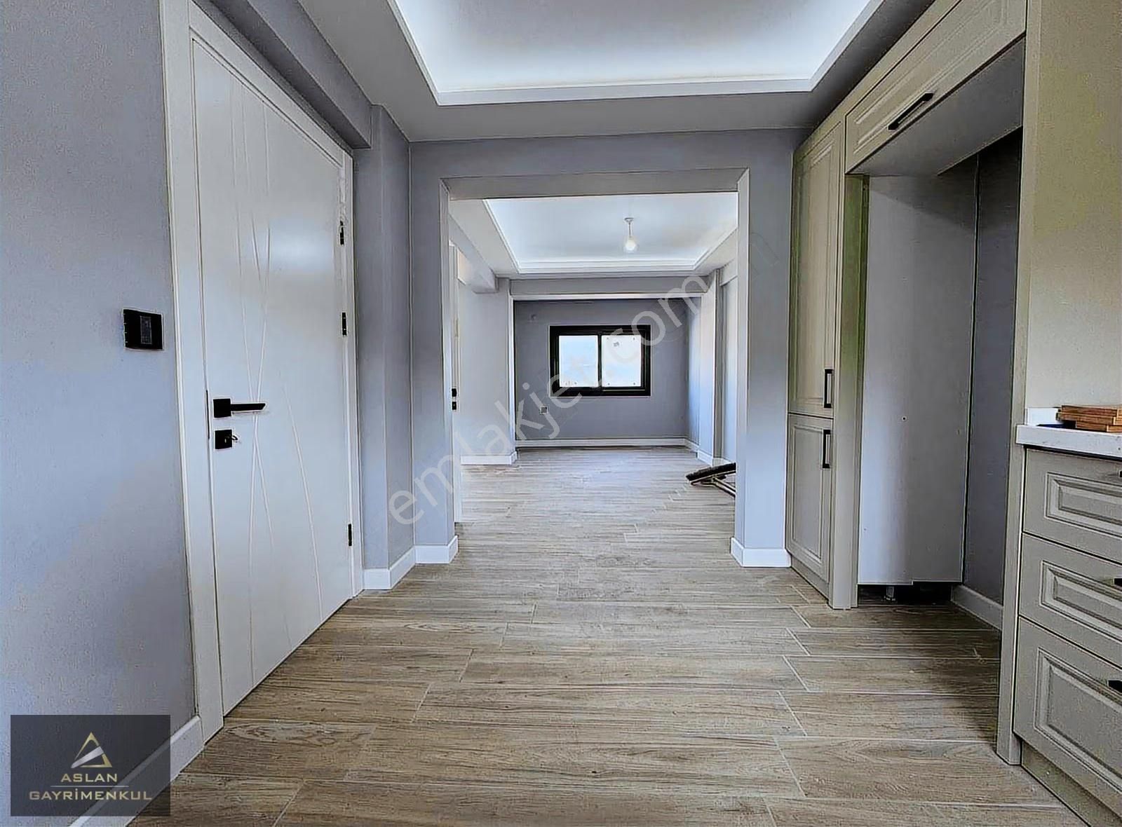 Aslan'dan Müstakil Havuzlu Akıllı Ev Sistemli Satılık 5+2 Villa - Görsel 7