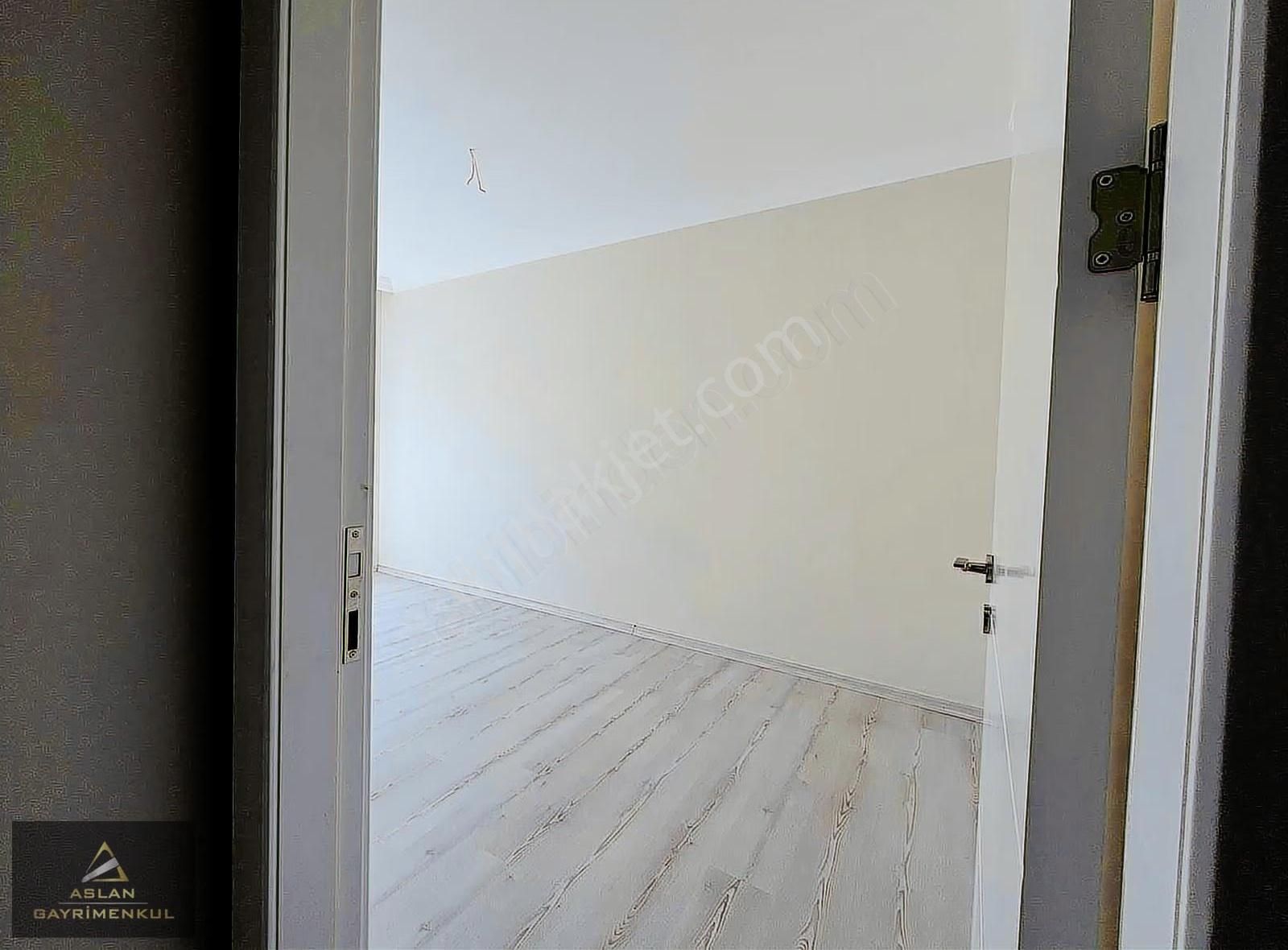 Aslandan Cadde Üzeri Ferah Sıfır Oturulmamış Ara Kat 2+1 Daire - Görsel 6