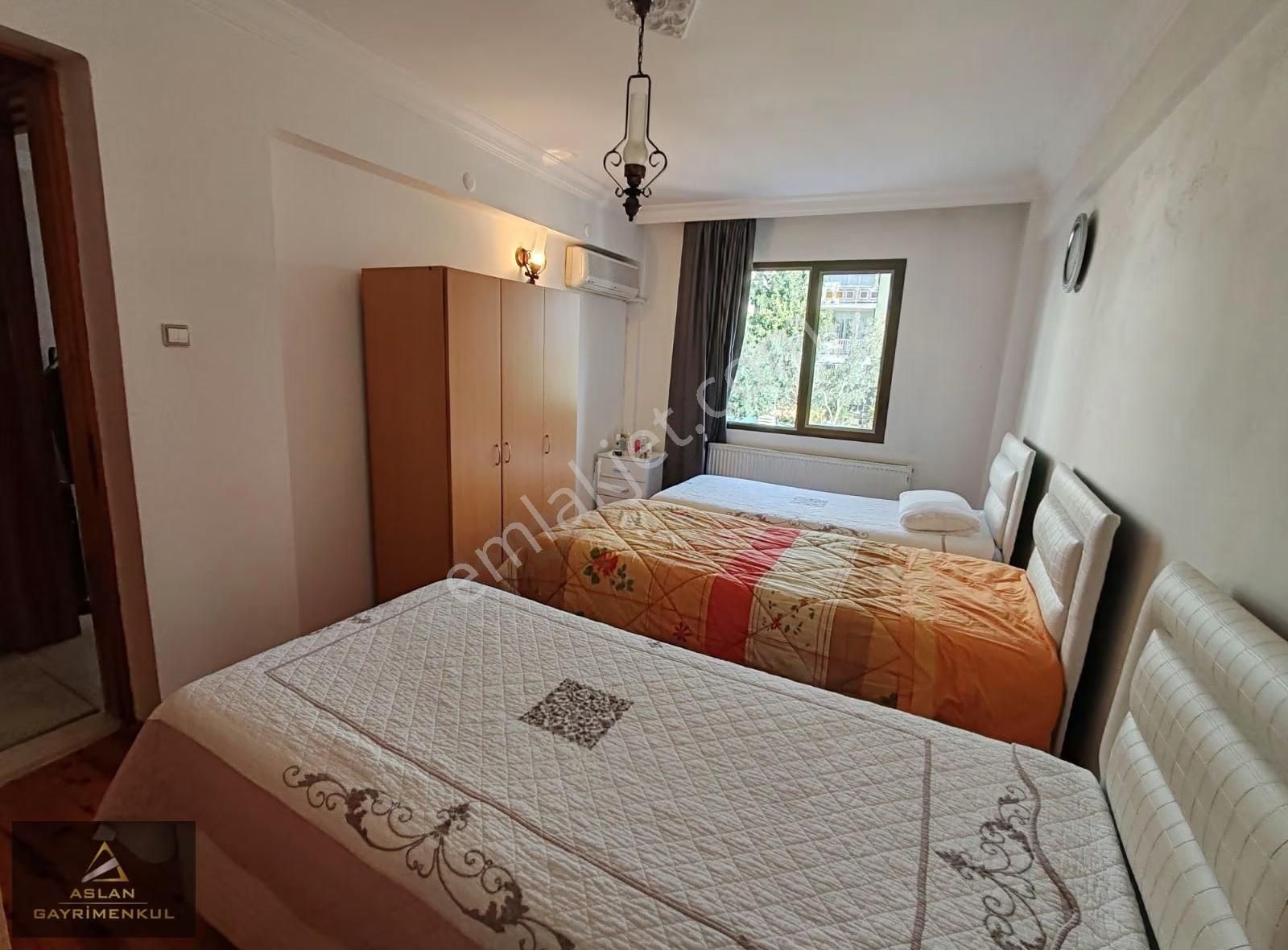 3 Cephe Bahçeli 5 + 2 Villa Kapalı Ve Açık Otoparklı Triplex - Görsel 8